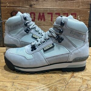 Brand new in box discontinued style 7462 men’s Vasque Clarion ‘88 Gore Tex.